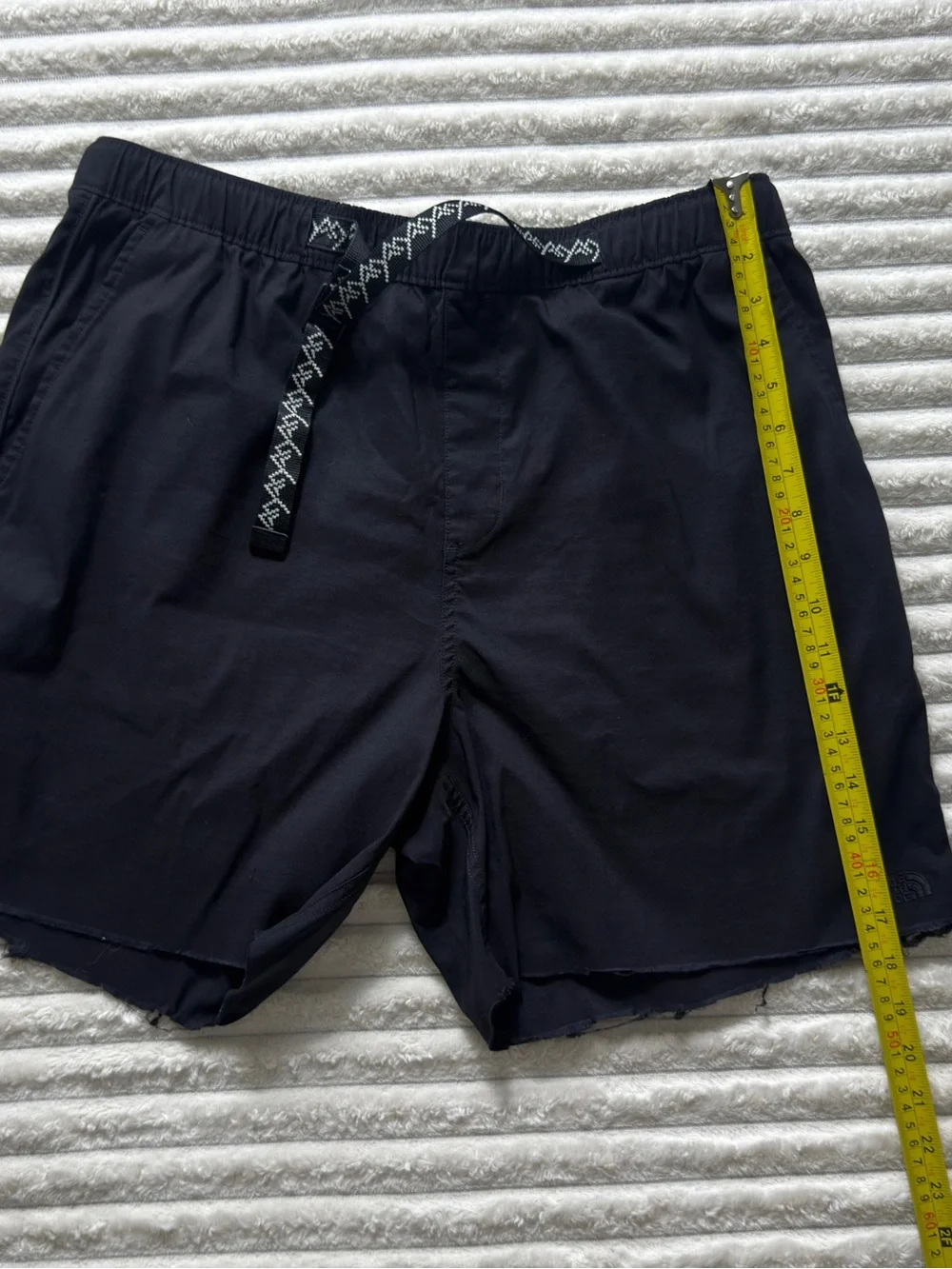 The North Face Men's Black Nylon Woven Drawstring Shorts Slash Pockets Sz M